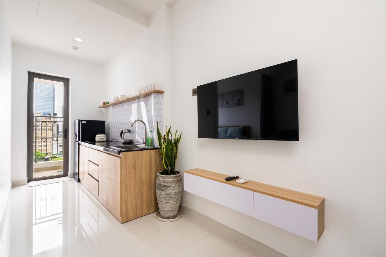 Spacious Studio-saigon Royal-hana's Apart-14 * Ho Chi Minh City